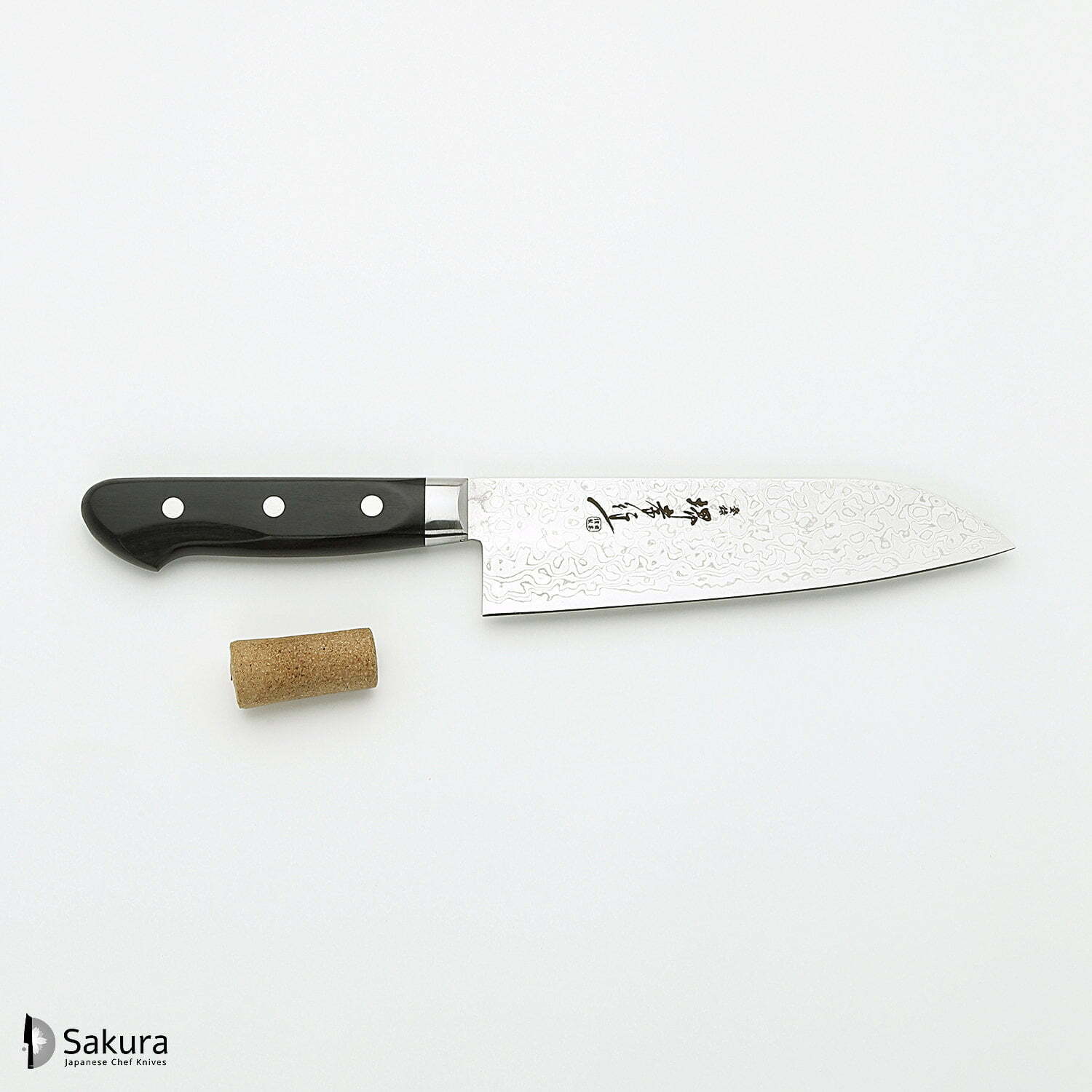 סכין רב-תכליתית סָנטוֹקוּ 170מ״מ מחושלת בעבודת יד 45 שכבות: פלדת פחמן יפנית AUS10 עטופה 44 שכבות פלדת דמשק אל-חלד גימור דמשק מראה 45 שכבות סאקאיי טקיוקי יפן
