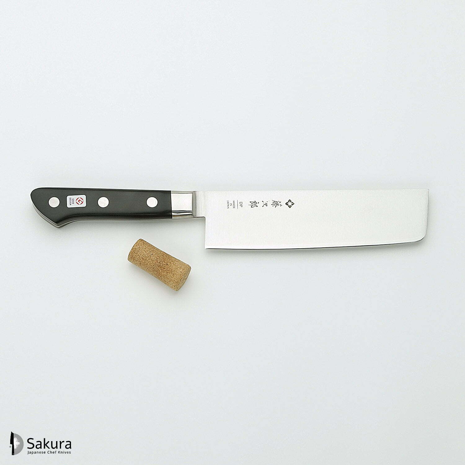 סכין ירקות נַקִירִי 165מ״מ מחוזקת 3 שכבות: פלדת פחמן יפנית VG-10 עטופה פלדת אל-חלד גימור מט מלוטש טוג׳ירו יפן