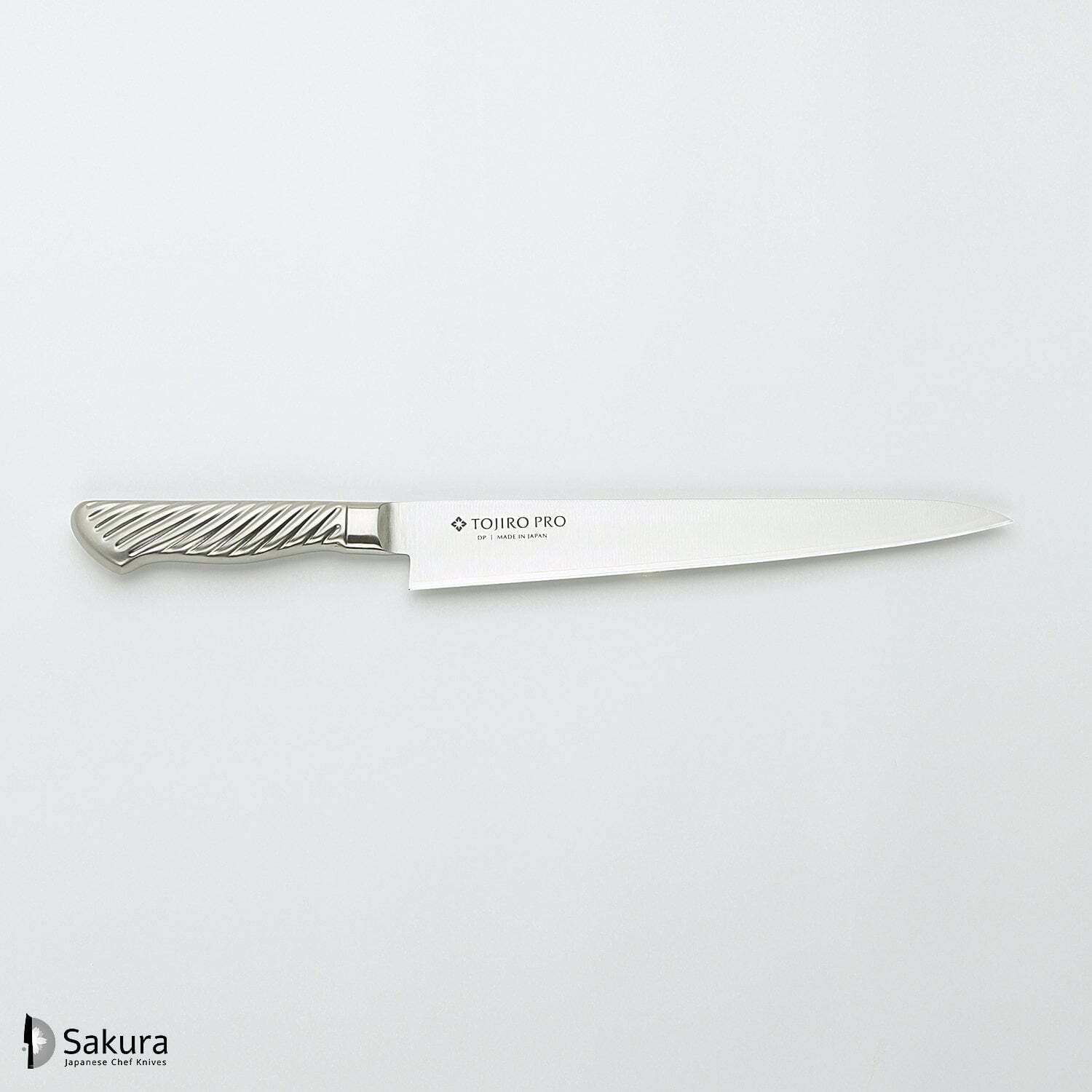 סכין חיתוך ופריסת בשר סוּגִּ’יהִיקִי 240מ״מ מחוזקת 3 שכבות: פלדת פחמן יפנית VG-10 עטופה פלדת אל-חלד גימור מט מלוטש טוג׳ירו יפן