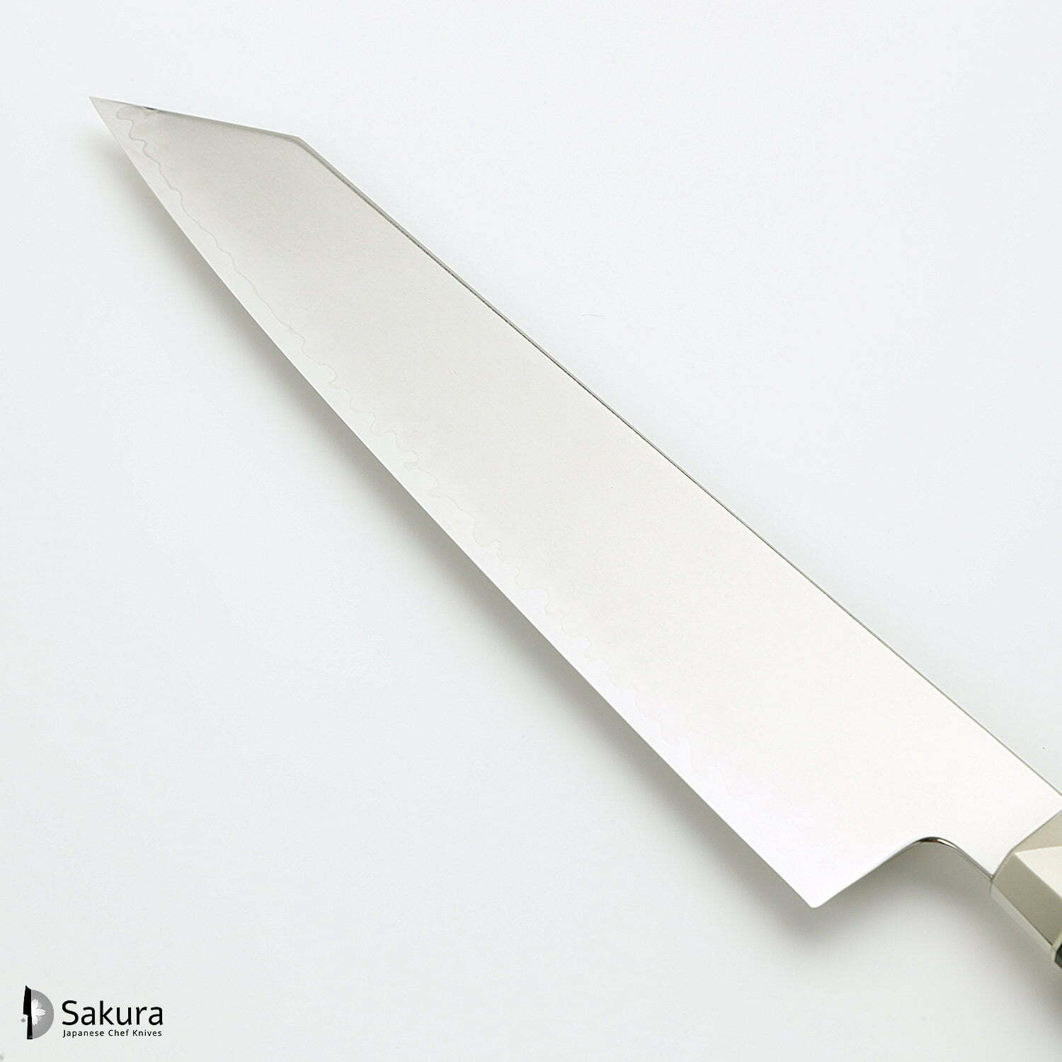 סכין שף רב-תכליתית קִּירִיצוּקֶה 230מ״מ מחושלת בעבודת יד 3 שכבות: פלדת פחמן יפנית מתקדמת מסוג R2/SG2 עטופה פלדת אל-חלד גימור מט מלוטש מקוסטה זאנמאיי יפן ZRG-1206G