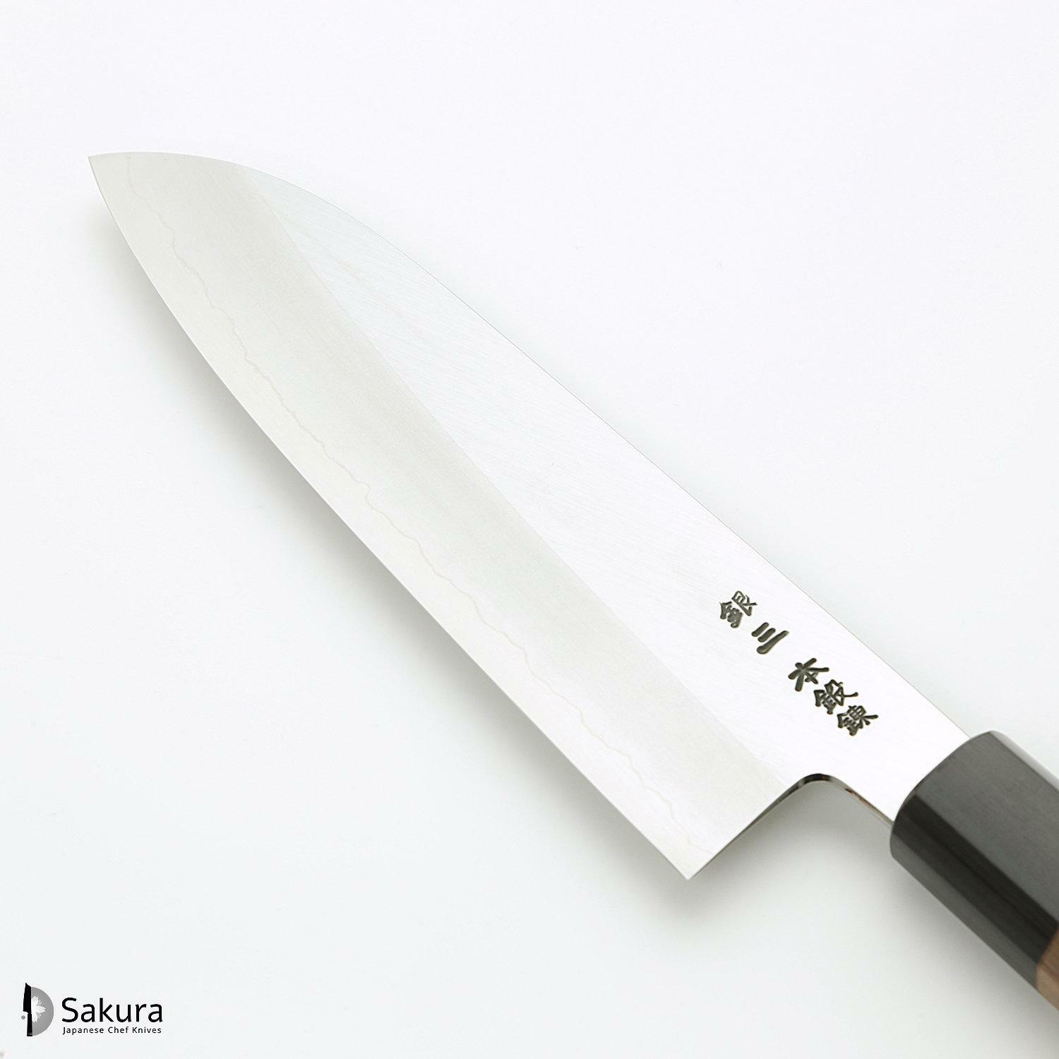 סכין רב-תכליתית סָנטוֹקוּ 180מ״מ מחושלת בעבודת יד 3 שכבות: פלדת פחמן יפנית מתקדמת מסוג Ginsan Silver#3 עטופה פלדת אל-חלד בגימור מט מלוטש גימור מט מלוטש האדו יפן