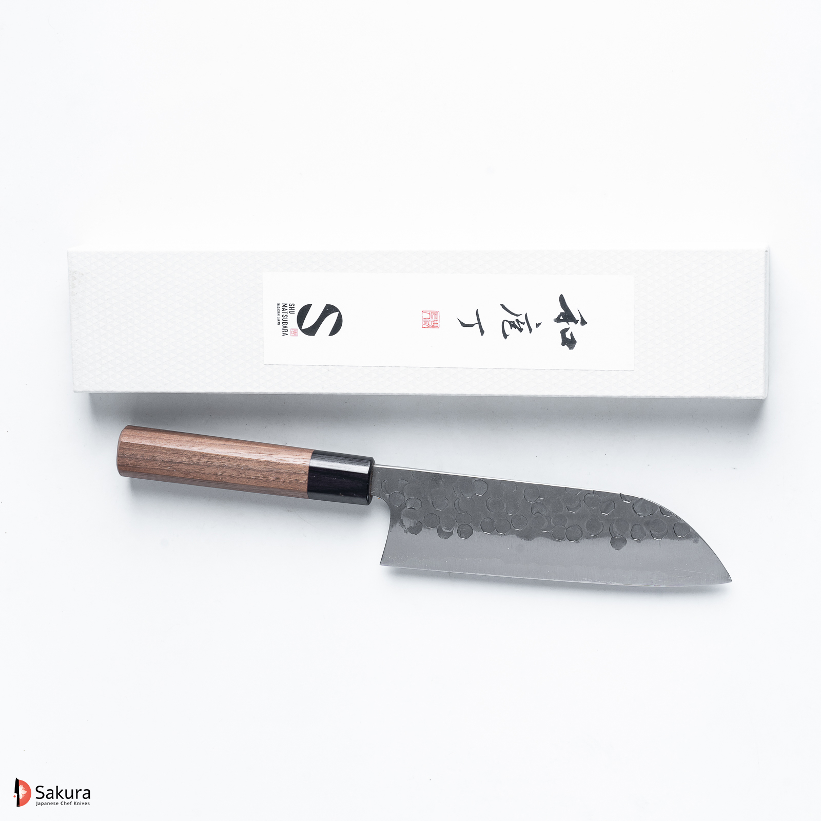 סכין רב-תכליתית סָנטוֹקוּ 165מ״מ פלדת Aogami #2 גימור נשיג׳י עם ריקוע פטיש מאצוברה יפן מק״ט SKMATSTKKNBHS1652242