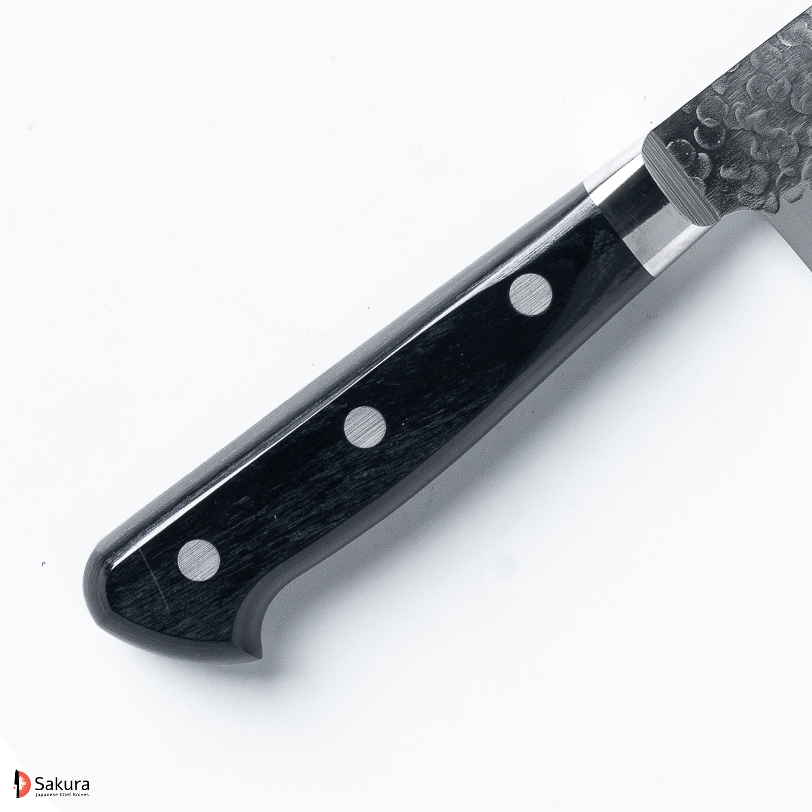 סכין שף רב תכליתית גִּיוּטוֹ 210מ״מ פלדת VG10 Special  גימור מט מלוטש ריקוע פטיש טאקאמורה יפן מק״ט SKTAKATKMTK262243