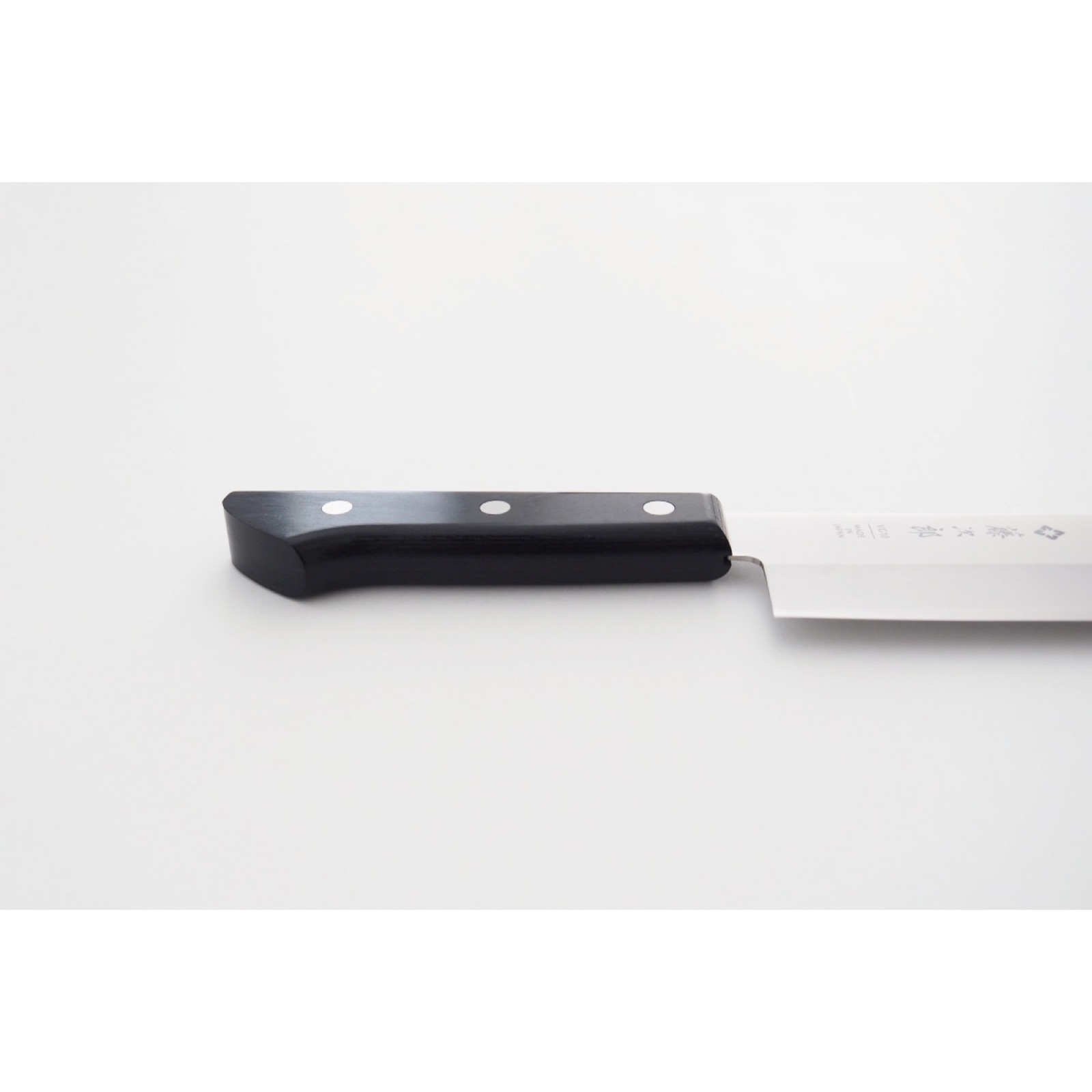 סכין ירקות נקירי 165מ״מ פלדת VG-10 גימור מט מלוטש ידית מערבית טוג׳ירו יפן [SKTOJIF-3151124]