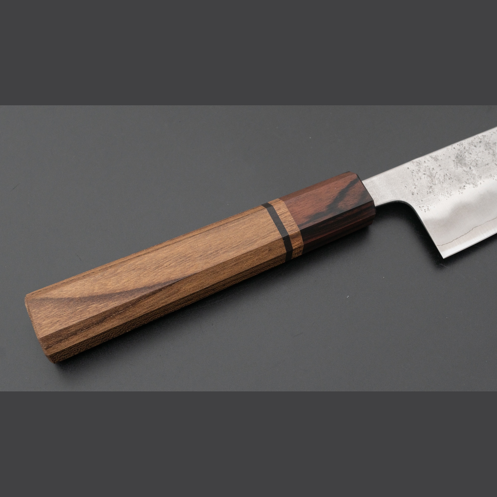 סכין שף גיוטו 210מ״מ Silver #3 ידית בוק ג’ינדאי היטוהירה יפן