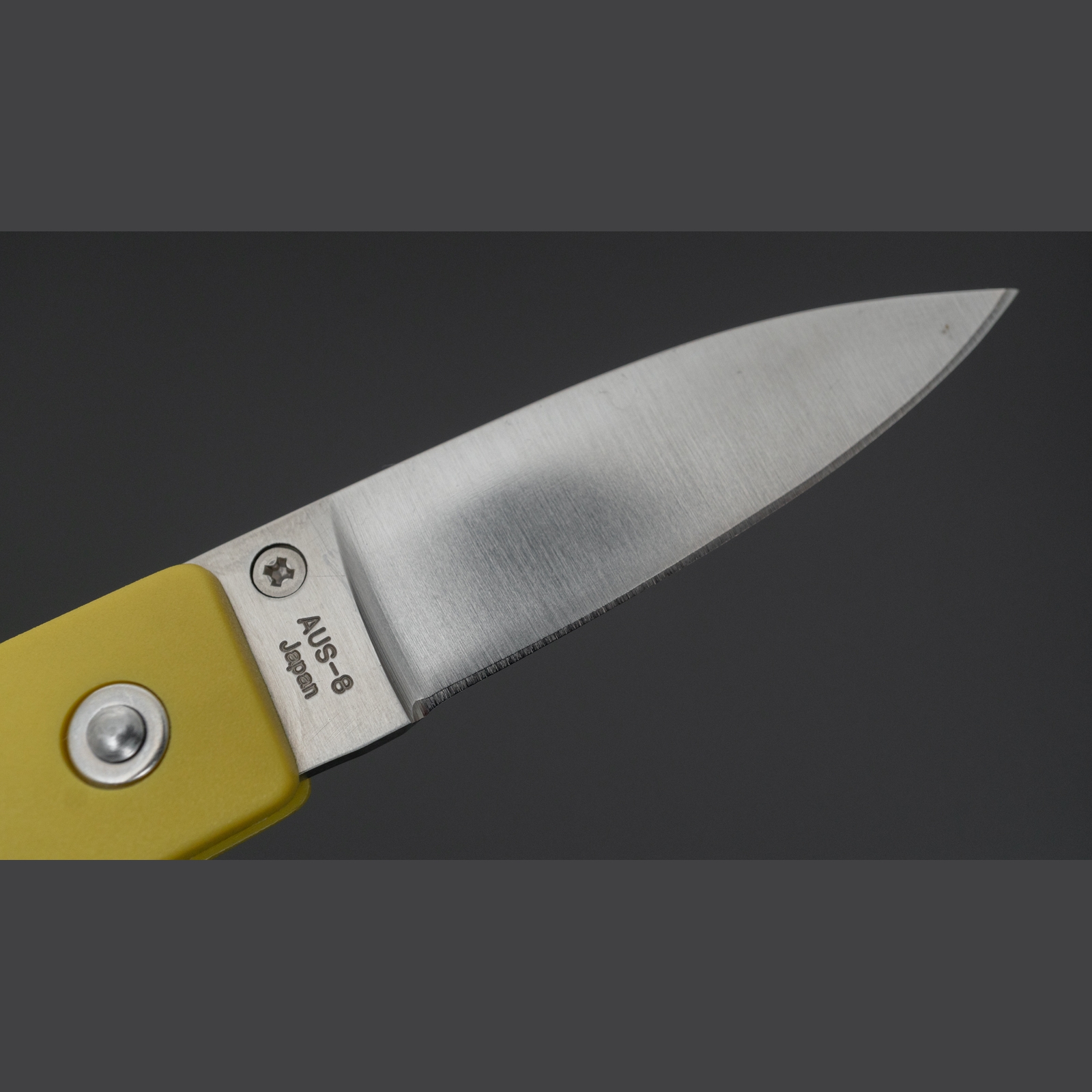 אולר מתקפל 60מ״מ AUS-8 ידית גרילון מוקי יפן [צהוב חרדל]