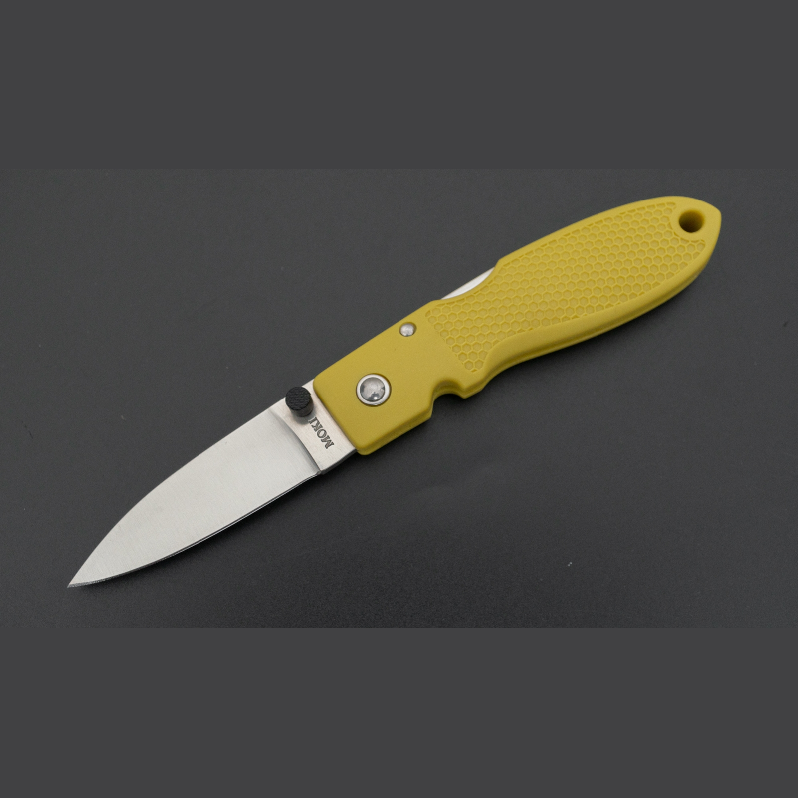 אולר מתקפל 60מ״מ AUS-8 ידית גרילון מוקי יפן [צהוב חרדל]