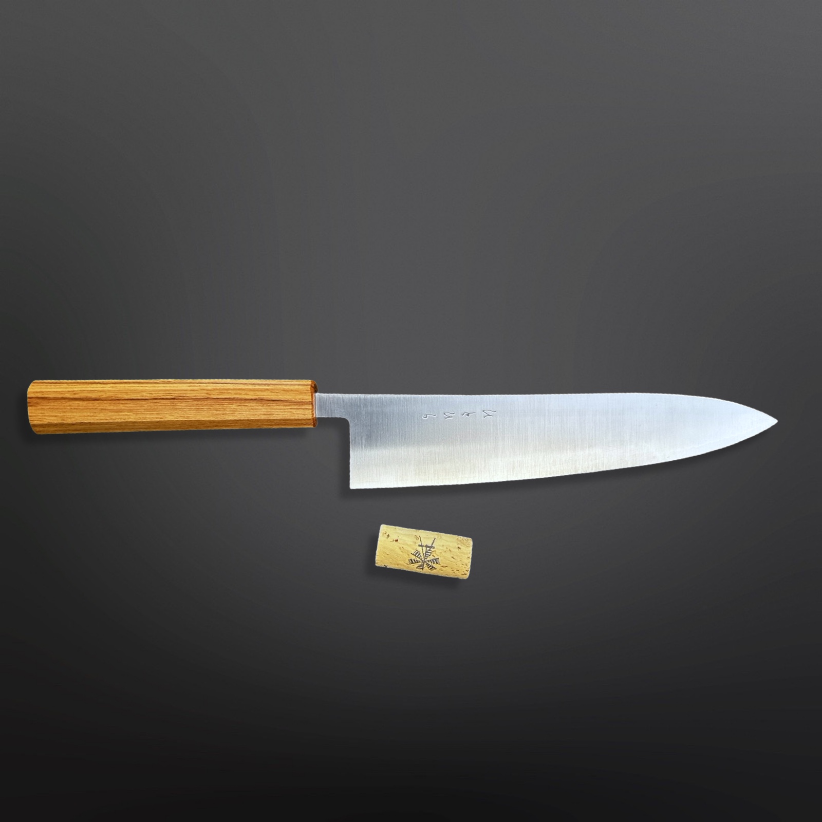 סכין שף גיוטו 210מ״מ SLD ידית אלון היטוהירה יפן
