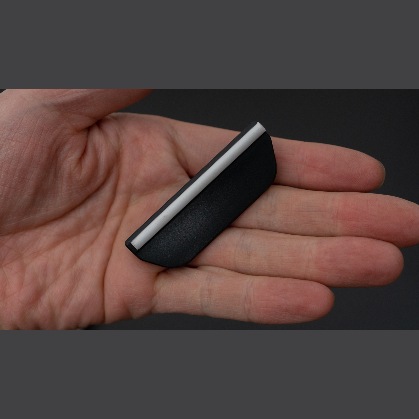 אבן 1000/3000 175×55×25 מ״מ + מנחה זווית + קופסת אחסנה נאניווה יפן