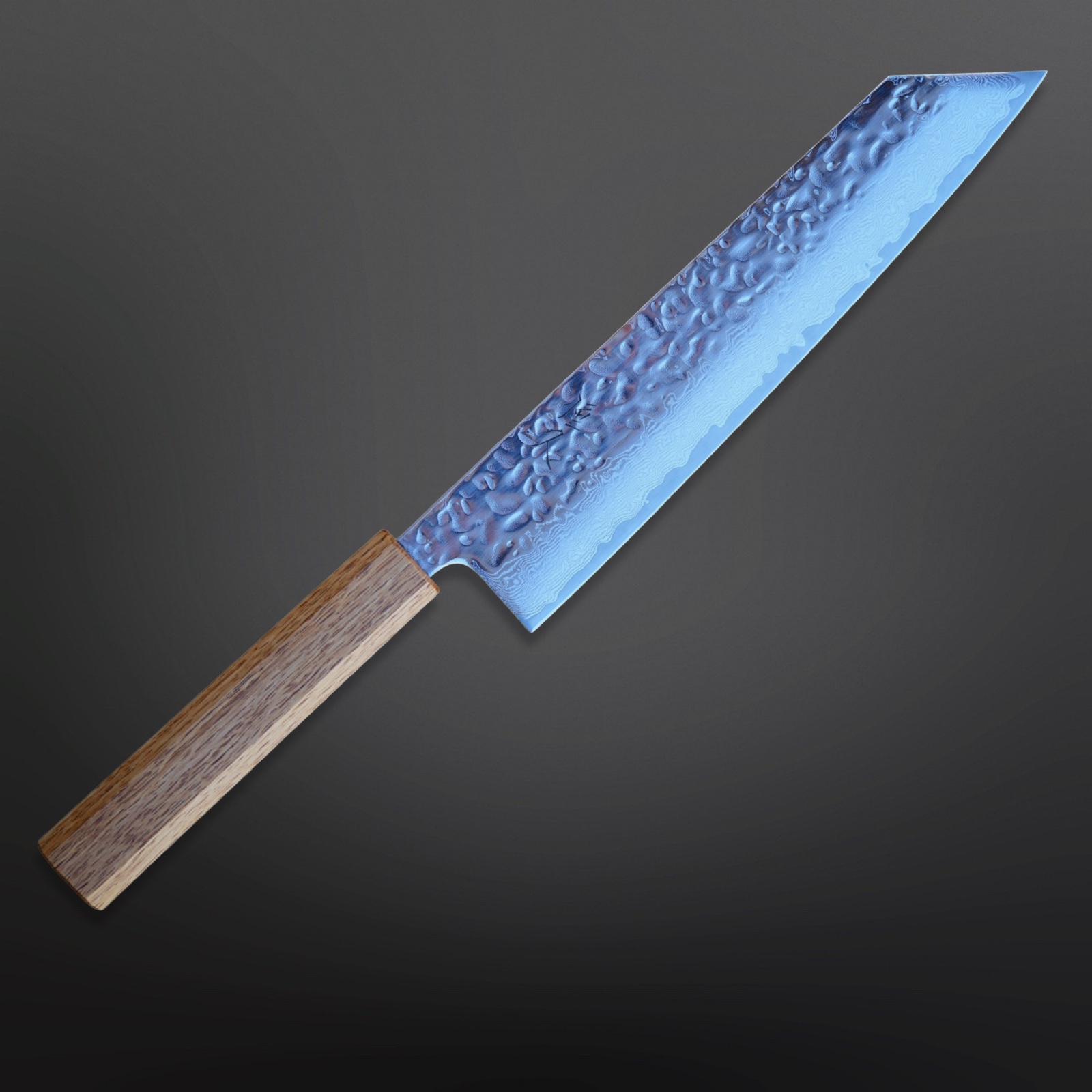 סכין שף קיריצוקה 210מ”מ AUS10 – דמשק, ריקוע פטיש, ידית עץ אלון, צונהיסה יפן