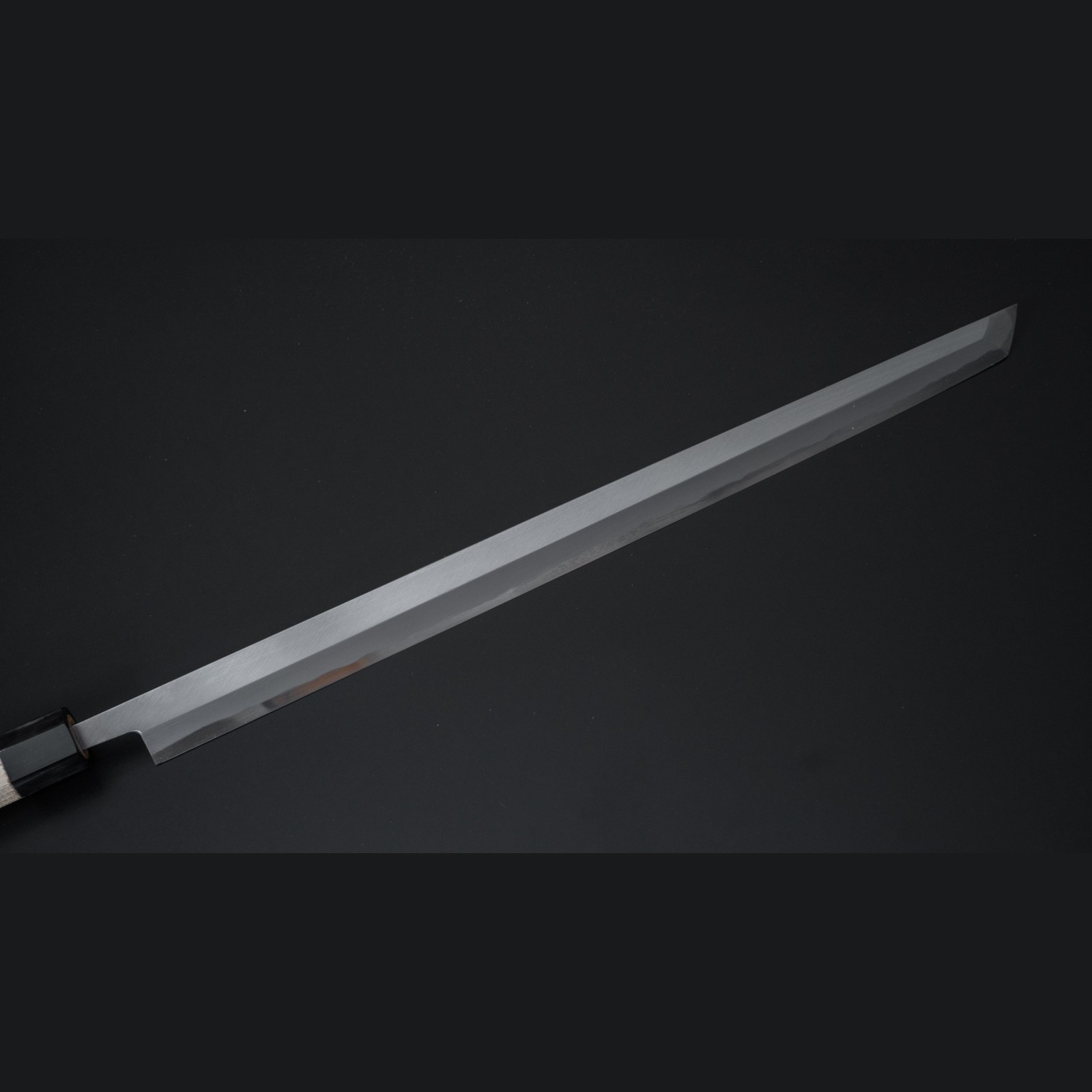 סכין מאגורו קירי 540 מ”מ – Hitohira Togashi White #2 עם סאיה