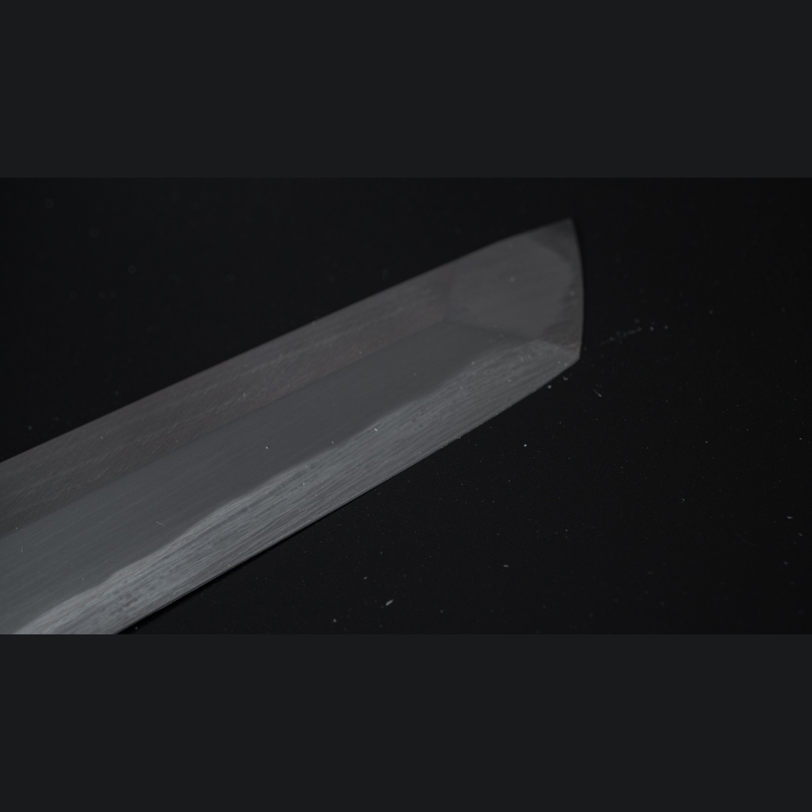 סכין מאגורו קירי 540 מ”מ – Hitohira Togashi White #2 עם סאיה