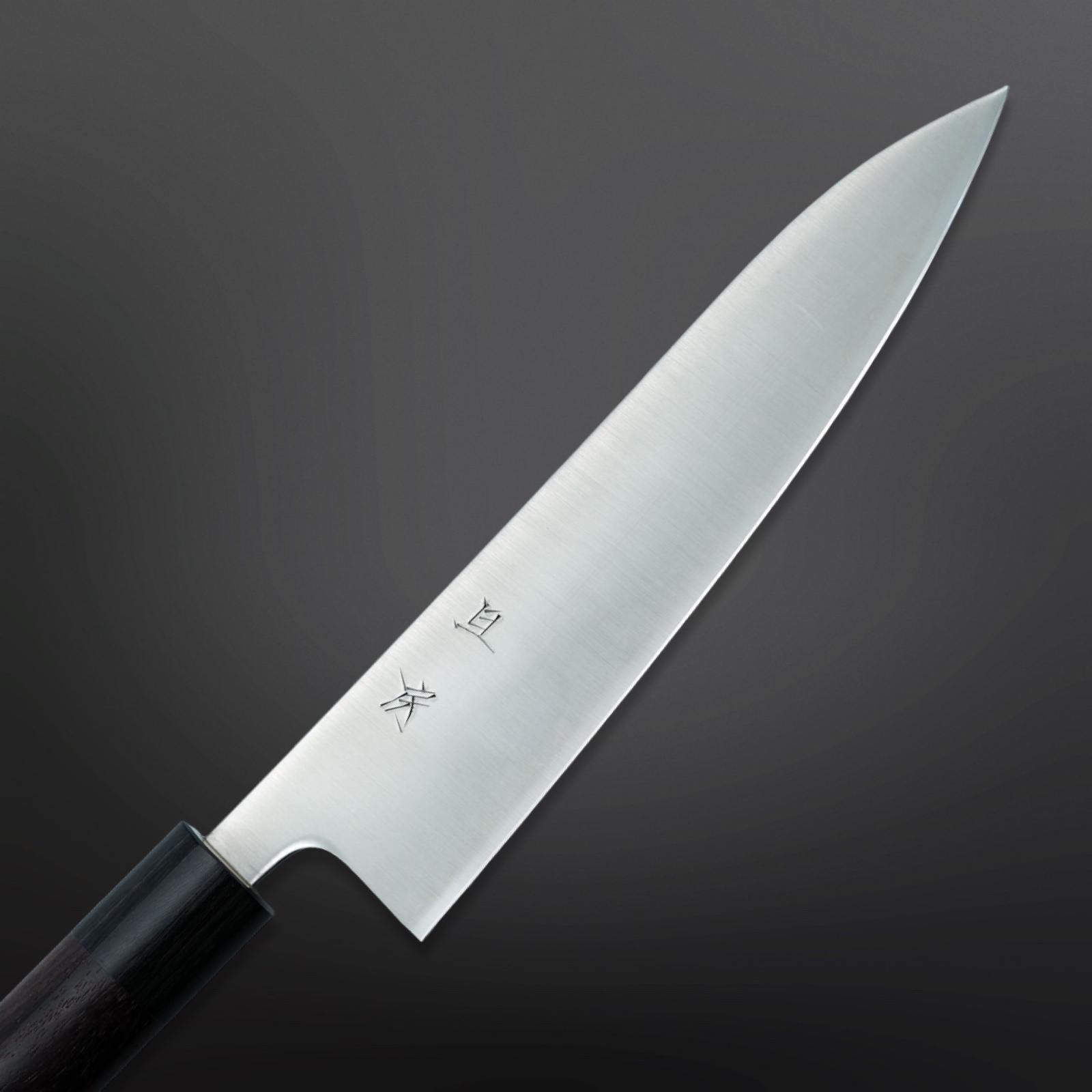 סכין שף יפנית גיוטו 180 מ״מ | פלדת Aogami Super | ידית סיסם – Akifusa יפן