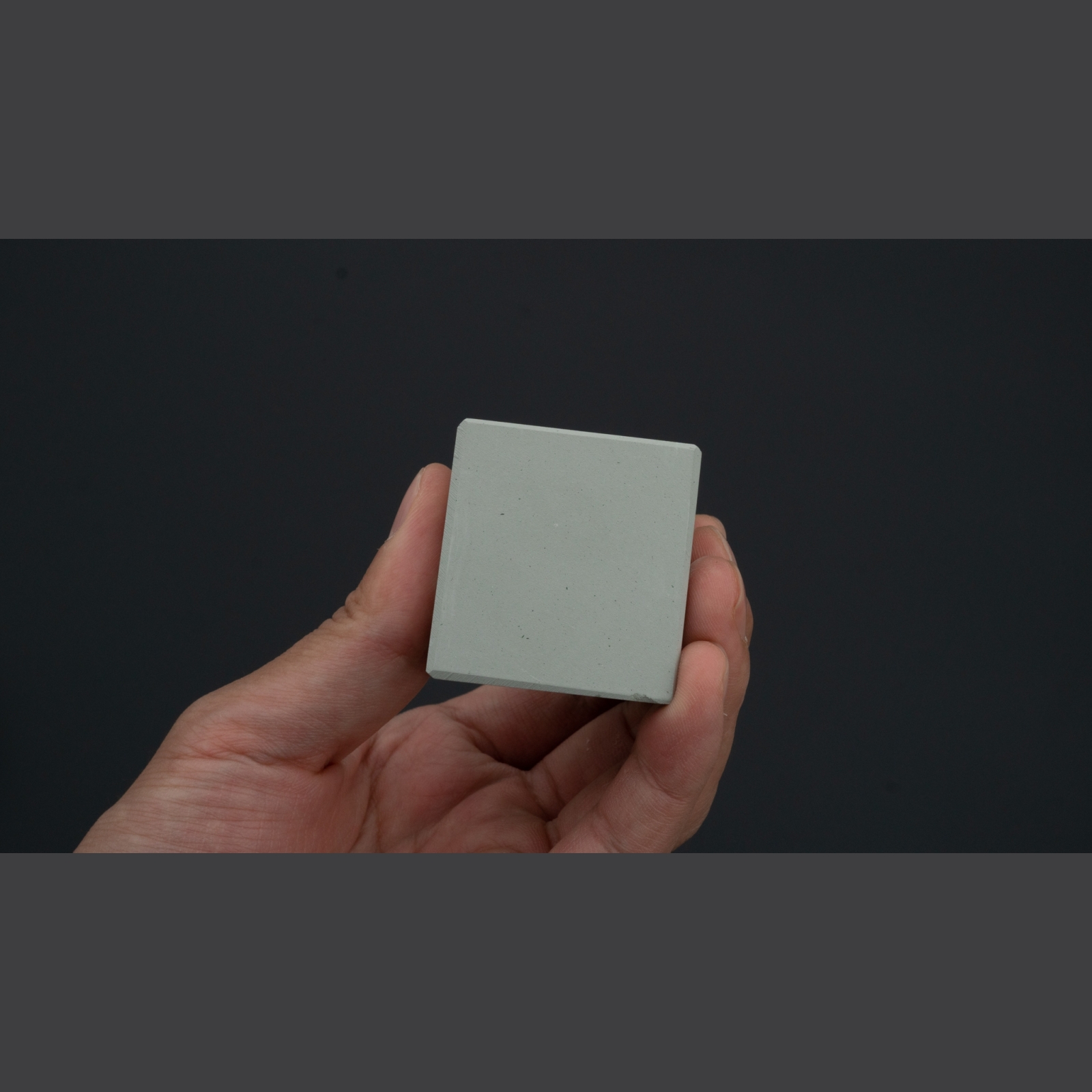 אבן נגורה עדינה Morihei Hishiboshi – ליישור ויצירת בוצה של אבני השחזה יפניות