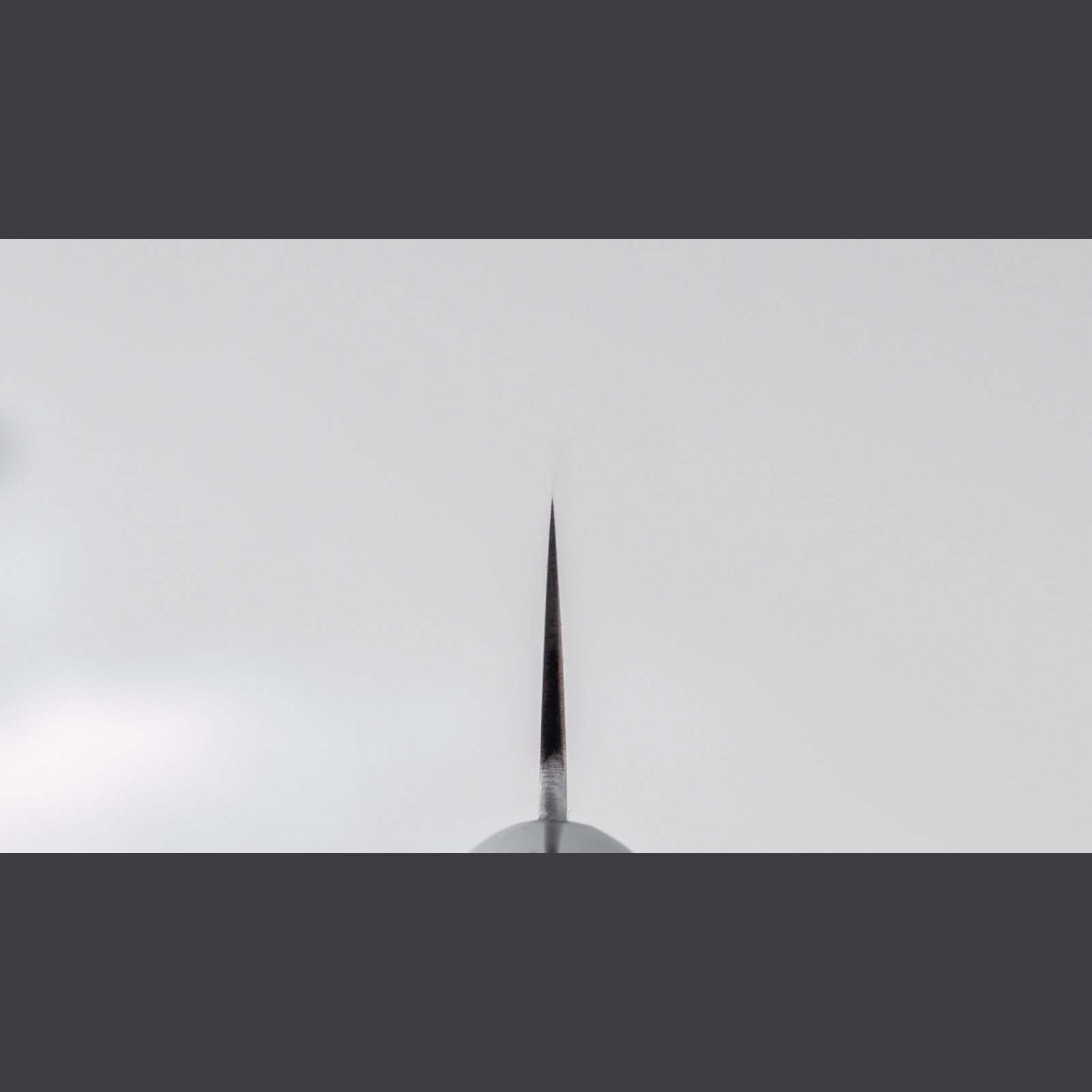 סכין עזר פטי 130מ״מ V10 ידית פקווד היטוהירה יפן