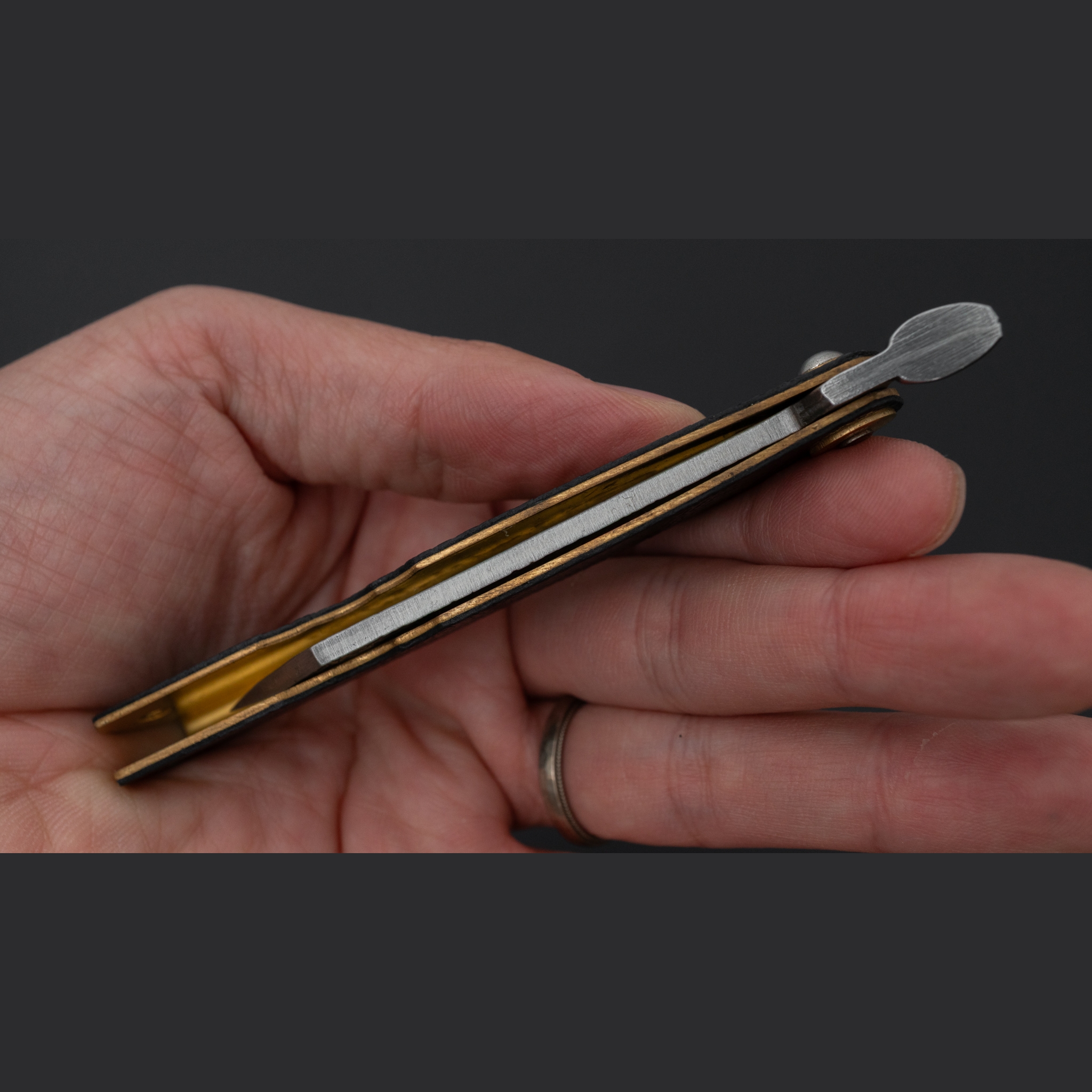 אולר כיס היגונוקאמי 72 מ״מ VG-10 ציפוי עור – Mitsuo Nagao יפן