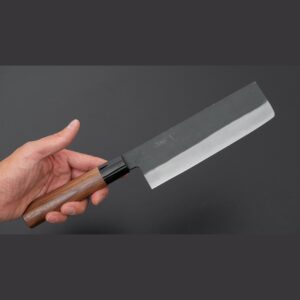 סכין ירקות נקירי יפנית Hitohira Hizen 165 מ״מ פלדת פחמן שירוגמי #2 בגימור קורואוצ’י עם ידית עץ אגוז
